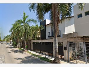 Casa en Venta en Residencial Fluvial Vallarta Puerto Vallarta