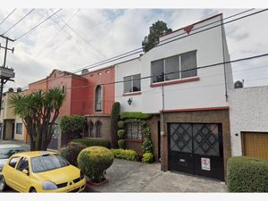 Casa en Venta en Claveria Azcapotzalco