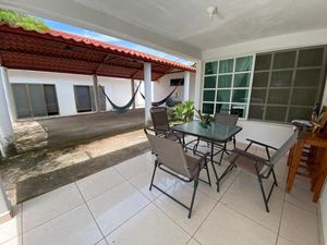 Propiedad en venta con 2 casas ubicado en Berriozábal