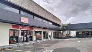 Local Comercial en PLANTA ALTA en Plaza Comercial