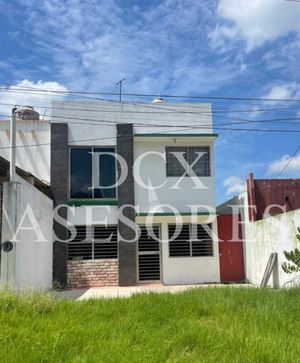 RENTA DE CASA EN VILLA CHCHICAPA