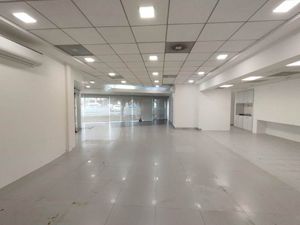 Local COMERCIAL IDEAL SUCURSAL BANCARIA