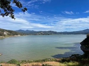 TERRENO EN VENTA A LA ORILLA DEL LAGO EN SAN GASPAR, VALLE DE BRAVO