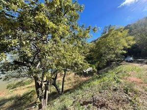 TERRENO EN VENTA A LA ORILLA DEL LAGO EN SAN GASPAR, VALLE DE BRAVO