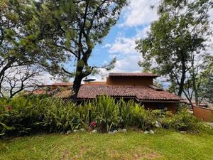 DEPARTAMENTO EN VENTA EN VALLE DE BRAVO