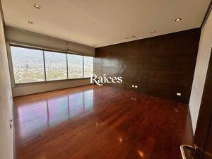 VENTA DE PENTHOUSE EN TORRE MIRA VALLE