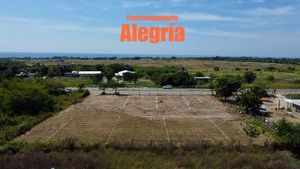 SE VENDE TERRENO A ORILLA DE CARRETERA EN AGUA BLANCA OAXACA