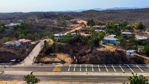 SE VENDE TERRENO CON VISTA AL MAR EN LA COSTA DE OAXACA