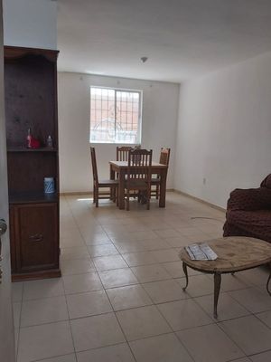 SE VENDE CASA EN HACIENDA DE TAPIAS