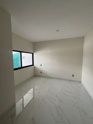 CASA EN VENTA EN SOLARES