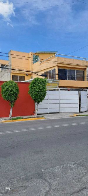 CASA AMPLIA PARA  OFICINAS O  PARA HABITARLA O  NEGOCIO  JARDINES  DE  SANTA  MO