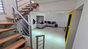 **CASA EN VENTA, FRACC. NOBELARIO II (ZONA RELIZ)