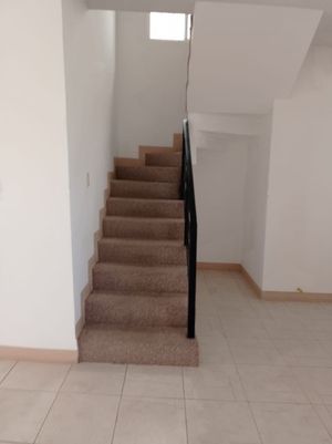 ***CASA EN VENTA EN ZONA ROMANZA SALIDA ALDAMA