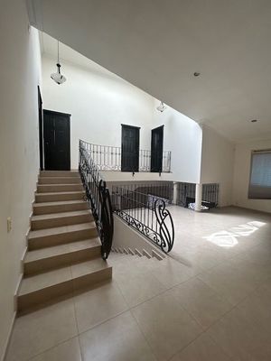 CASA EN OPORTUNIDAD EN VILLAS DE IRAPUATO