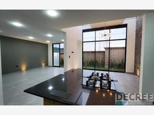 Casa en Venta en Lomas de Angelópolis II San Andrés Cholula