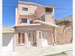 Casa en Venta en Infonavit Pedregoso San Juan del Río