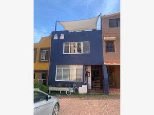 Casa en Venta en Lomas del Marmol Puebla