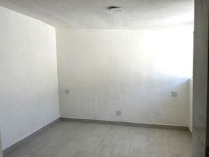 CASA EN VENTA CON SEGURIDAD EN CIUDAD SATÉLITE, NAUCALPAN DE JUÁREZ