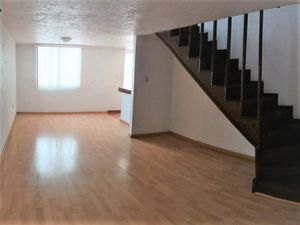 CASA EN VENTA CON SEGURIDAD EN CALACOAYA, ATIZAPÁN DE ZARAGOZA