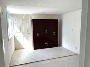 CASA EN VENTA CON SEGURIDAD EN CIUDAD SATÉLITE, NAUCALPAN DE JUÁREZ