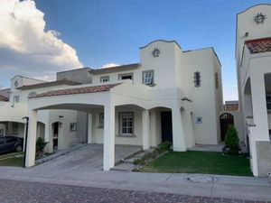 Casa en Venta en Cumbres del Lago Querétaro