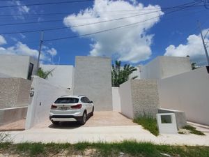 CASA EN VENTA EN CHOLUL