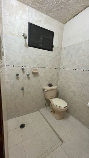 CASA EN VENTA A UNAS CUADRAS DEL PARQUE DE LA MEJORADA  - CENTRO MÉRIDA, YUCATÁN