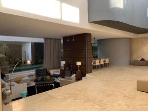 VENTA RESIDENCIA BOSQUES DE LAS LOMAS