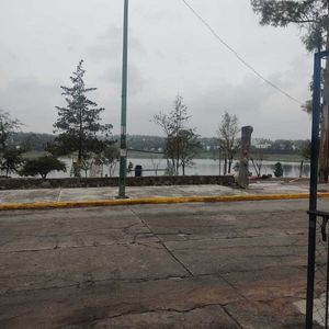 Vendo Terreno Lago de Guadalupe, Frente al Lago de Guadalupe HT535