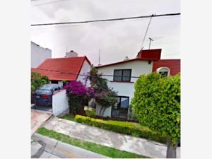 Casa en Venta en Lomas de San Mateo Naucalpan de Juárez