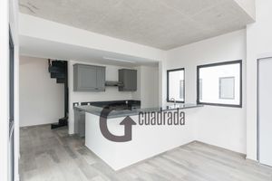 PH estilo Loft de dos niveles en Renta, Río Duero