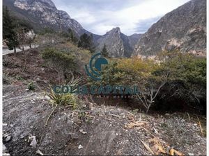 Terreno en Venta en El Aguacatal Santa Catarina