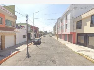 Departamento en Venta en Jardines de San Manuel Puebla