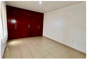 CASA EN VENTA LOMAS DEL PEDREGAL