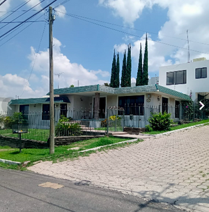 CASA EN VILLAS DE UNA SOLA PLANTA.