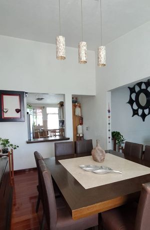 CASA EN VENTA  VILLAS DE IRAPUATO.