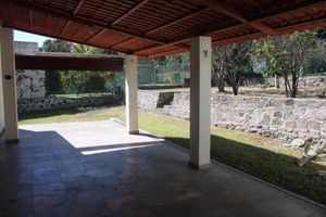 VENTA DE CASA DE UNA PLANTA A CAMPO DE GOLF  $6,900,000