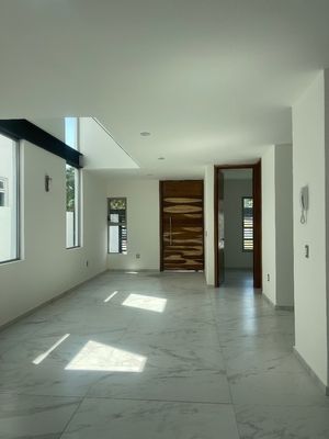 CASA EN VENTA BOSQUES VALLARTA ZAPOPAN