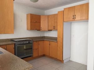 CASA EN VENTA DENTRO DE COTO  ZAPOPAN