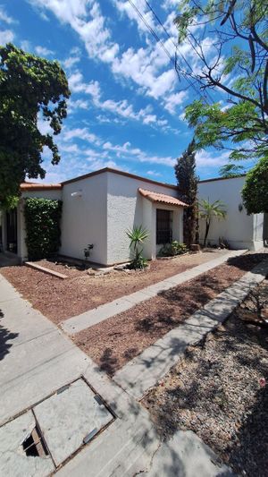 CASA EN VENTA EN BLVD COLOSIO EN HERMOSILLO,SONORA