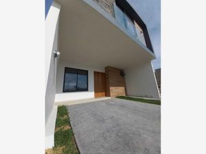 Casa en Venta en Valle Imperial Zapopan