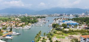 DEPARTAMENTO NÁUTICO MARINA VALLARTA CON EXCELENTES VISTAS