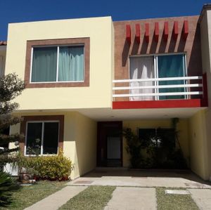 Moderna Casa en Condominio Rincon de Los Limones, Rinconada Vallarta