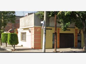 Casa en Venta en Moctezuma 2a Sección Venustiano Carranza