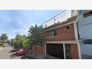 Casa en Venta en Pedregal de Santo Domingo Coyoacán