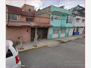 Casa en Venta en La Esperanza Iztapalapa