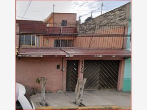 Casa en Venta en La Esperanza Iztapalapa