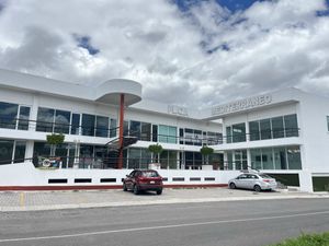 Oportunidad de inversión - Plaza Comercial en Queretaro
