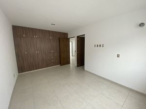 CASA EN VENTA LOMAS DE JURIQUILLA