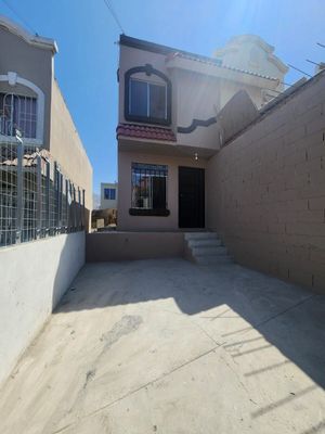 CASA EN RESIDENCIAL DEL BOSQUE